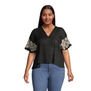 NWT World Market Jacey Floral Embroidered blouse one size